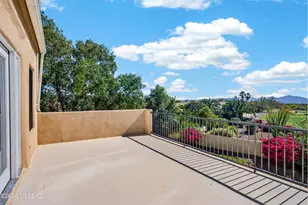 10881 N Canada Hills Ct, Tucson, AZ 85737 - Photo 14