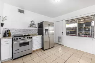 1150 N Magnolia Ave, Tucson, AZ 85712 - Photo 14