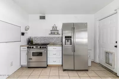 1150 N Magnolia Avenue, Tucson, AZ 85712 - Photo 8