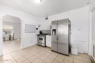 1150 N Magnolia Ave, Tucson, AZ 85712 - Photo 10