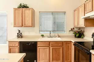 7271 W Mesquite River Dr, Tucson, AZ 85743 - Photo 6