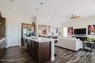 2484 E Copper Vly Wy, Green Valley, AZ 85614 - Photo 20