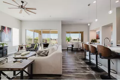 2484 E Copper Valley Way, Green Valley, AZ 85614 - Photo 8