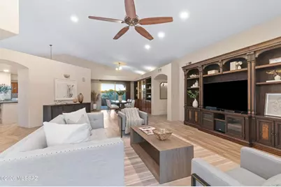 12107 N Sliding Rock Place, Oro Valley, AZ 85755 - Photo 10