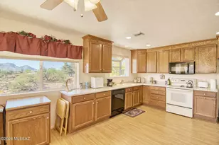 4441 E Hawser St, Tucson, AZ 85739 - Photo 2