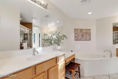 12925 N High Hawk Drive, Marana, AZ 85658 - Photo 38