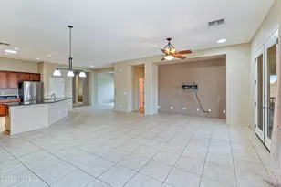 7836 W Orpine Ct, Tucson, AZ 85743 - Photo 18
