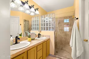 47 E Horizon Cir, Oro Valley, AZ 85737 - Photo 20