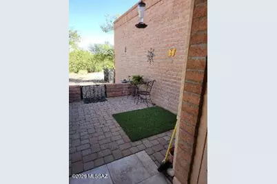 1320 W Desert Hills Drive, Green Valley, AZ 85622 - Photo 8