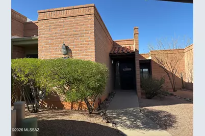 1320 W Desert Hills Drive, Green Valley, AZ 85622 - Photo 2