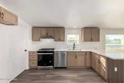 705 W Lightstar Circle, Tucson, AZ 85756 - Photo 12