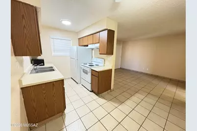 2843 E 17th Street #3, Tucson, AZ 85716 - Photo 4