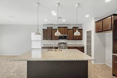 10734 E Saguaro Sunset Place, Tucson, AZ 85747 - Photo 8