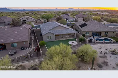 12584 N Sunrise Shadow Drive, Marana, AZ 85658 - Photo 8