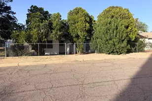 258 W Bonita St, Benson, AZ 85602 - Photo 2