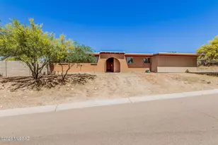 7401 N Bradley Pl, Tucson, AZ 85741 - Photo 2