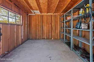 2866 N Desert Ave, Tucson, AZ 85712 - Photo 32