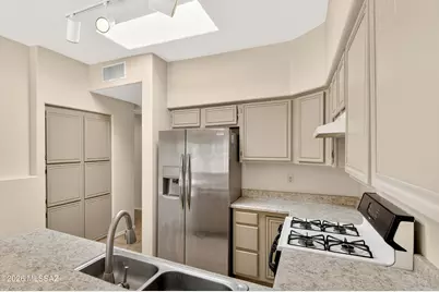 508 E Squirrel Tail Drive, Tucson, AZ 85704 - Photo 12