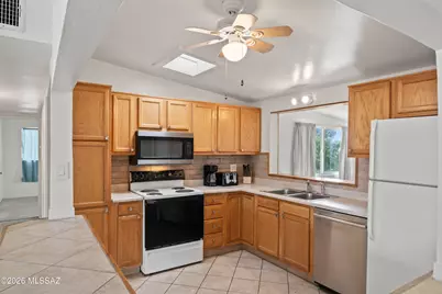 913 W Webb Drive, San Manuel, AZ 85631 - Photo 6