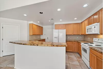 2516 N Yellow Flower Trail, Tucson, AZ 85715 - Photo 4