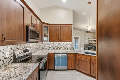 3752 S Fighting Falcon Drive, Tucson, AZ 85730 - Photo 18