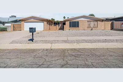 618 N Eastview Avenue, Tucson, AZ 85710 - Photo 1