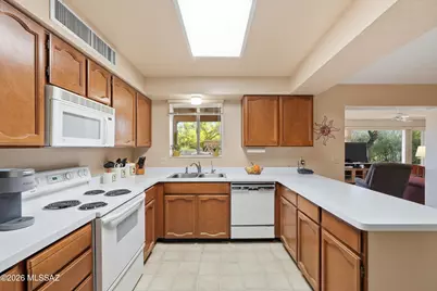 661 W VÃ­a De Suenos, Green Valley, AZ 85622 - Photo 18