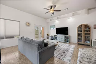 2200 Triangle X Ln, Tucson, AZ 85713 - Photo 12