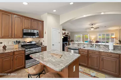 555 N Alexis Loop, Green Valley, AZ 85614 - Photo 10