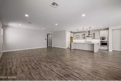 11825 N Silverscape Drive, Oro Valley, AZ 85737 - Photo 2
