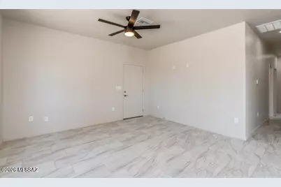 360 E Aircraft Road, Tucson, AZ 85706 - Photo 8