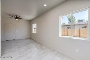 360 E Aircraft Rd, Tucson, AZ 85706 - Photo 12