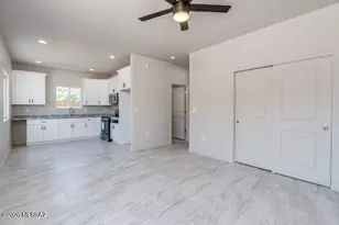 360 E Aircraft Rd, Tucson, AZ 85706 - Photo 14