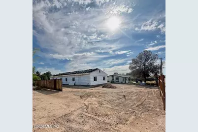 360 E Aircraft Road, Tucson, AZ 85706 - Photo 2