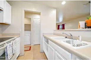 1432 S Curtis Ave, Tucson, AZ 85713 - Photo 28