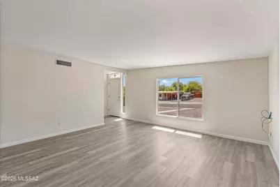 7617 E Morelos Place, Tucson, AZ 85710 - Photo 10