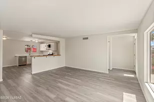 7617 E Morelos Pl, Tucson, AZ 85710 - Photo 12