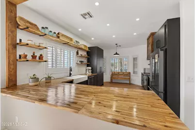 7449 W Mission View Place, Tucson, AZ 85743 - Photo 12