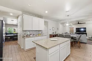 10079 N Ruby Range Trail, Marana, AZ 85653 - Photo 16