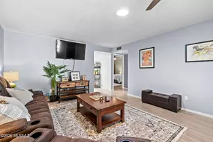 8916 E Palms Park Dr, Tucson, AZ 85715 - Photo 10