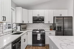 12333 N Brightridge Dr, Oro Valley, AZ 85755 - Photo 4