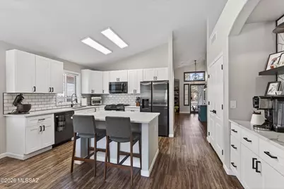 12333 N Brightridge Drive, Oro Valley, AZ 85755 - Photo 6