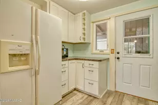 366 S La Canada Dr, Green Valley, AZ 85614 - Photo 20