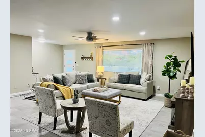 4335 N La Linda Rama, Tucson, AZ 85718 - Photo 1