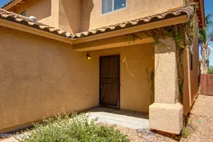 694 W Amber Sun Dr, Green Valley, AZ 85614 - Photo 2