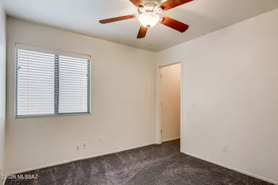 694 W Amber Sun Drive, Green Valley, AZ 85614 - Photo 34