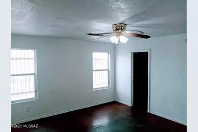 7363 S Bolingbroke Avenue, Tucson, AZ 85746 - Photo 12