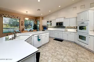 38433 S Skyline Dr, Tucson, AZ 85739 - Photo 8