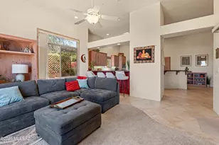 6262 W Trails End Rd, Tucson, AZ 85745 - Photo 16