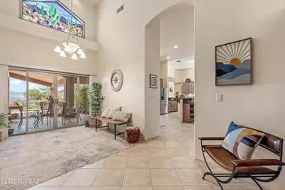 6262 W Trails End Road, Tucson, AZ 85745 - Photo 12